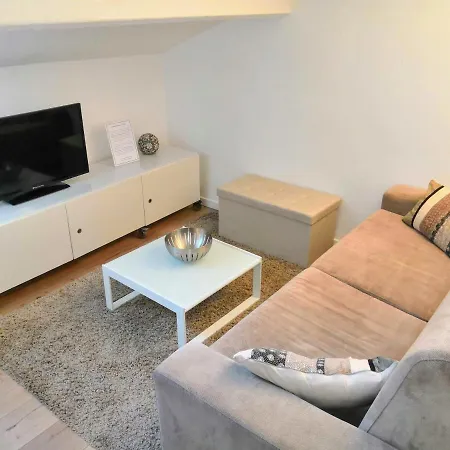 An So Nice Flat Nice