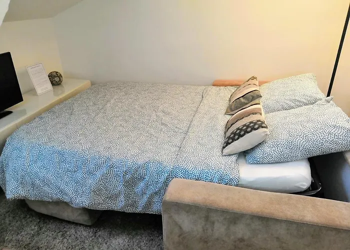 An So Flat